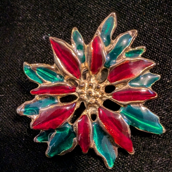 Vintage enamel Christmas poinsettia broach CT - Picture 1 of 5